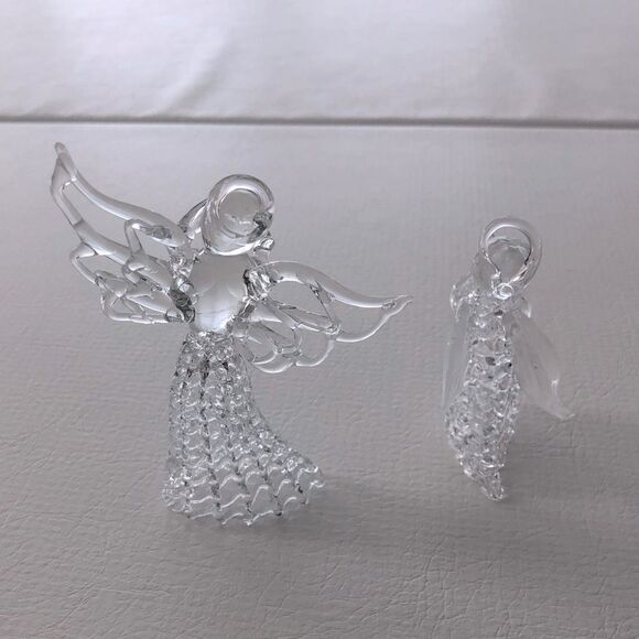 4 GLASS ANGELS: MATCHING PAIR AND 2 OTHERS - Picture 6 of 14